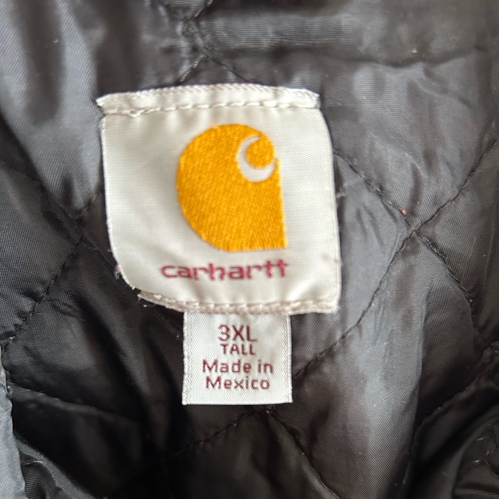 Vintage Carhartt Insulated Men’s Jacket with hood. Sz 3xl